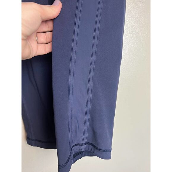 Lululemon Squad Goals Crop (17") Midnight Navy Sz. 6 - Picture 6 of 7